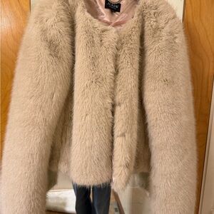 J. Crew Women's Cropped Cream Faux Fur Jacket pre owned